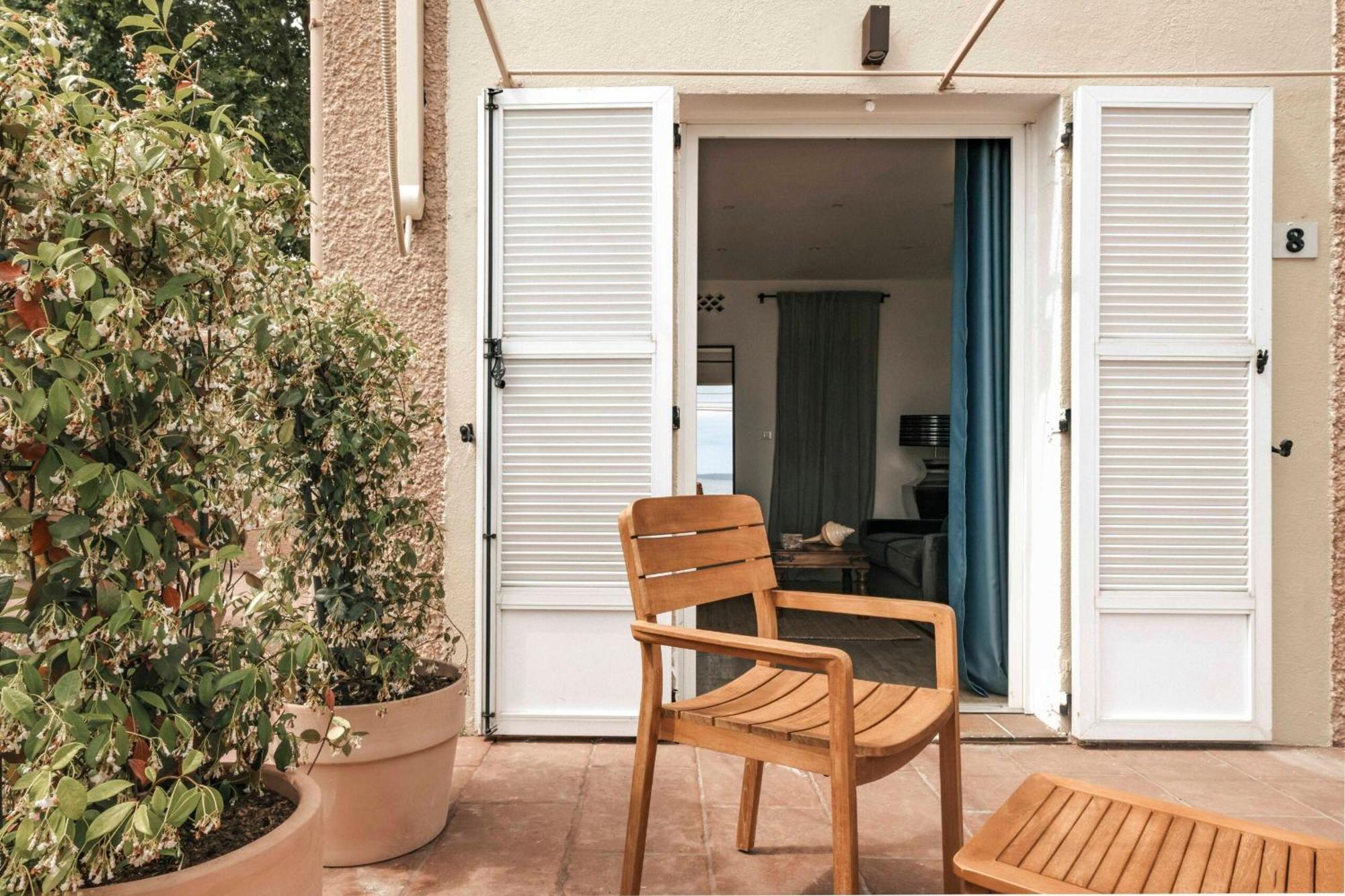 Surplage Hotel Cavaliere Le Lavandou Exteriör bild
