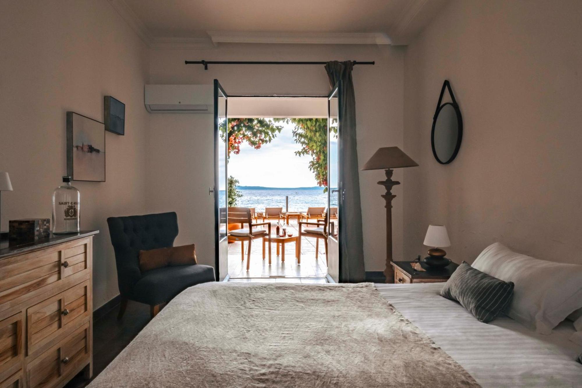 Surplage Hotel Cavaliere Le Lavandou Exteriör bild