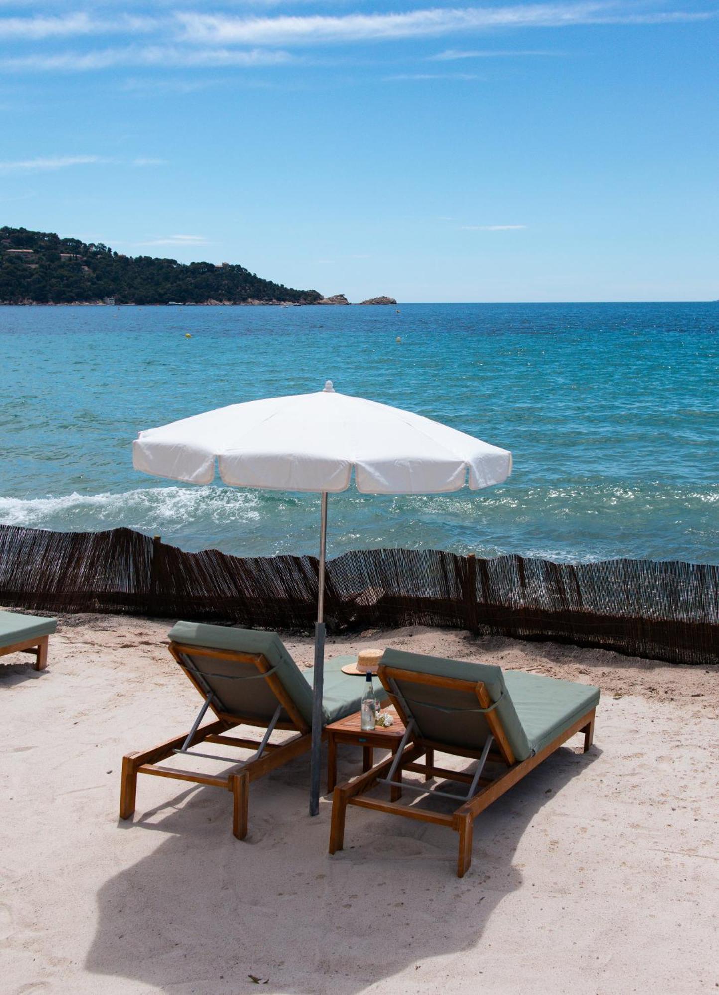 Surplage Hotel Cavaliere Le Lavandou Exteriör bild